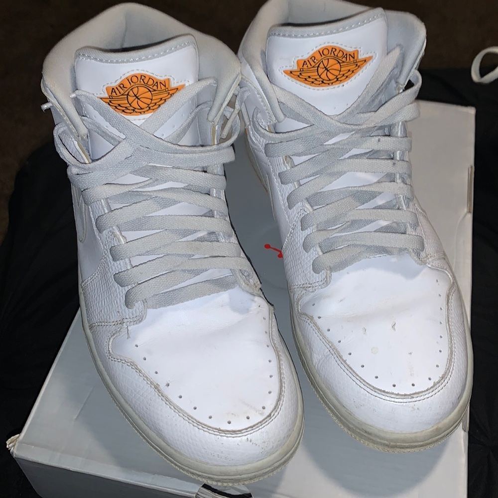 Air Jordan 1s